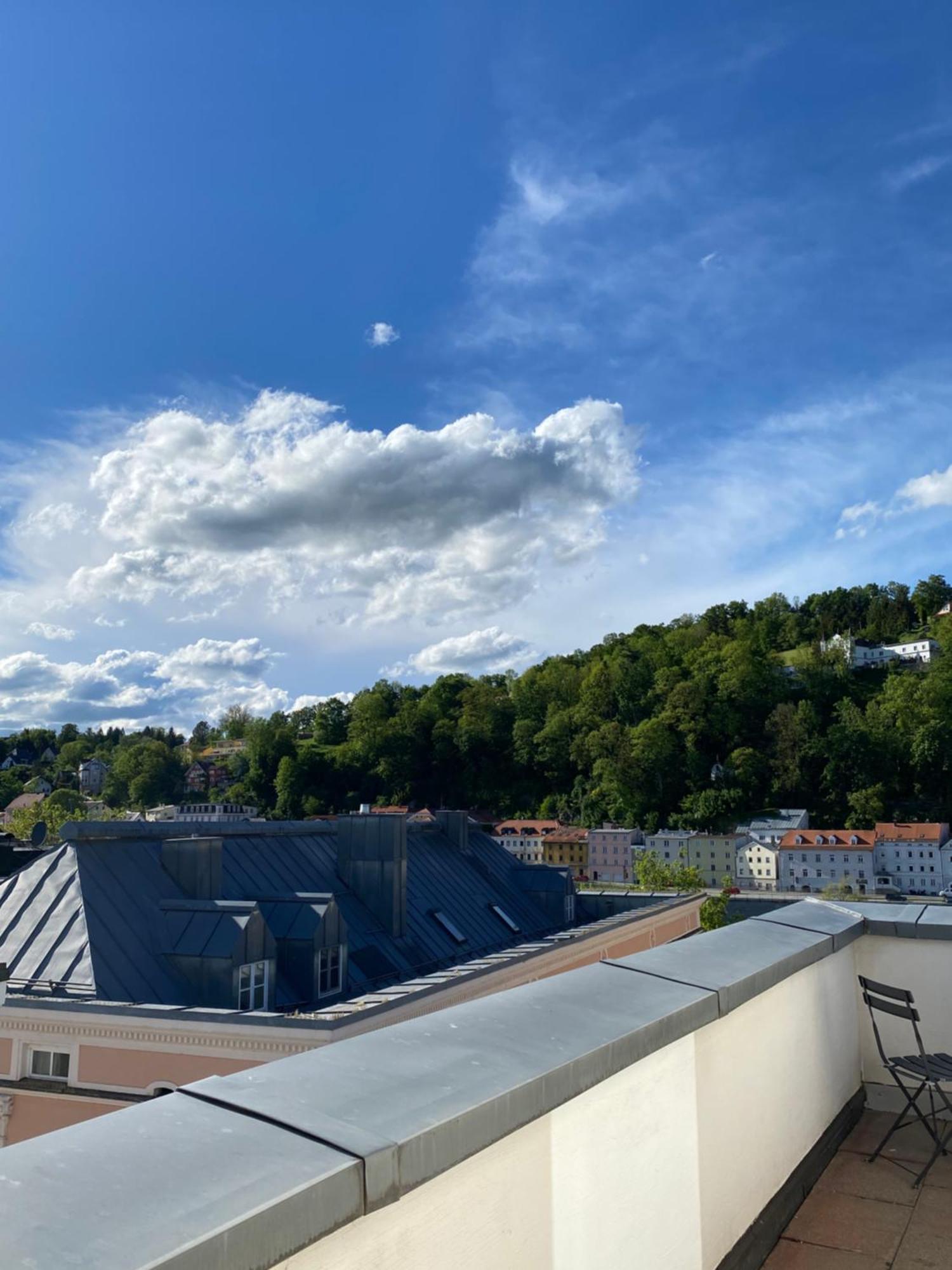 Penthouse - Zentral Und Genial Apartment Passau Bagian luar foto